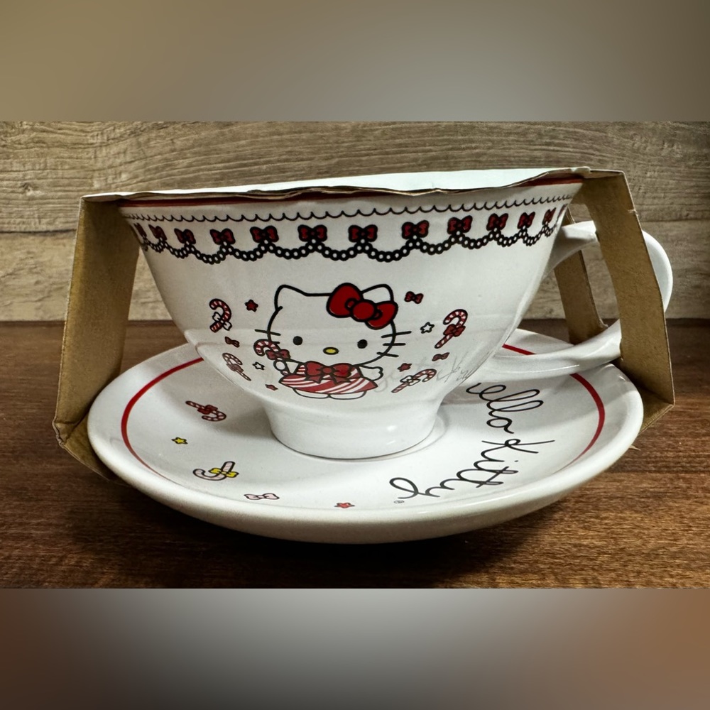 Super Cute 🥰 Hello Kitty Tea Cup White  Mug & Saucer Sanrio Xmas 🎄  12oz Gif…